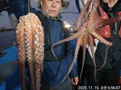 군산 가을 문어는 덩어리급이 나와요~실시간~군산 임마누엘호