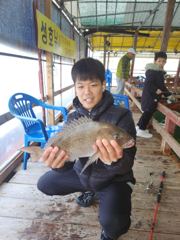 11.23 성호좌대 조황소식