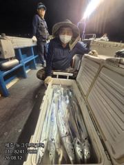 [[제주 뉴그린호(1호) 8월 12일 야간갈치 조황]]
