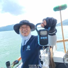 8월14일 팔포1호 대왕돌문어 2.44kg 포획성공하고 마무리합니다 ((수요일 자리여유 => 지금바로 010.2565.5943 전화주세요))