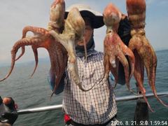 [진해] 21일세진호/돌문어kg.마릿수많이잡고~월.가능~