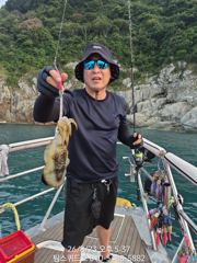 23일 야간무늬실시간!!!!씨알좋습니다!!!!!진해에서욕지도로 한시간반!!!