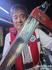27일새벽,내만칼치 3지씨알급까지 엄청나게잡고,금,일욜예약가능~