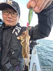 6일 뉴라이브호 연도권 주꾸미 세자릿수 좋은조황~~