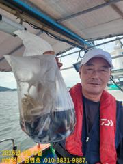 삼천포광명호2,9/8,9(화,수)쭈꾸미 문어낚시 출조 예약 받습니다ㅣ....