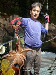 [ 여수만진스타호 ] 1호 새벽전투문어 대박조황!! 총300수이상 장원 35수 외 굿굿~~ 오늘 밤 2자리여유
