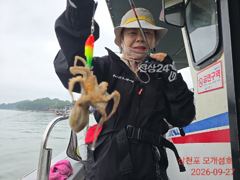 덩빨 쥑이는 문꾸미가 따박따박합니다.오늘 이후 자리가 천지삐까리입니다.