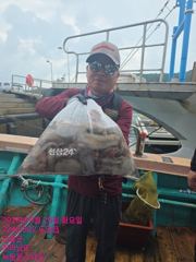 녹동몬스터호 29일 큰 놈만 잡는^^ 문어 조황.